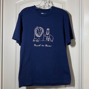 Lisa Larson Graphic T-shirt. Size M